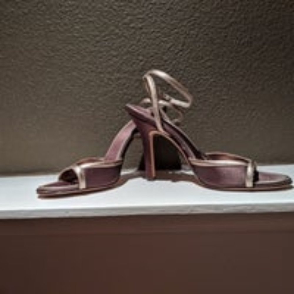 BCBG MaxAzria Brown Satin High Heels Size 6.5
